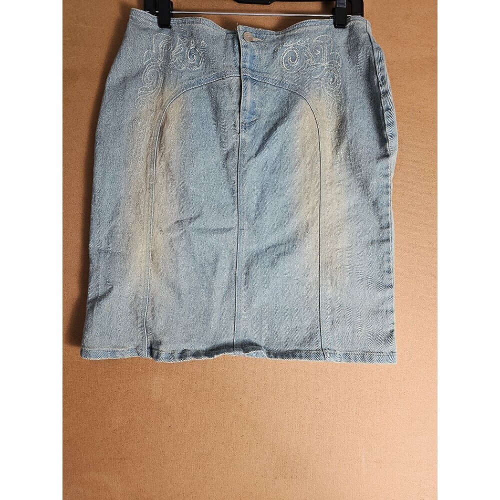 Too Hot Blue Jean Skirt Women Size 10
